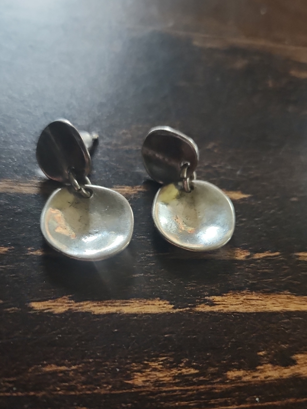 UNO de 50 Silver Dangle Disc Earrings